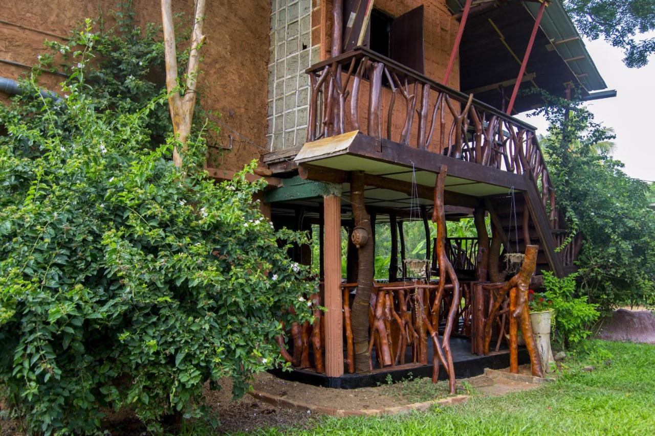 Anushka Nera Nature House Сигирия Стая снимка