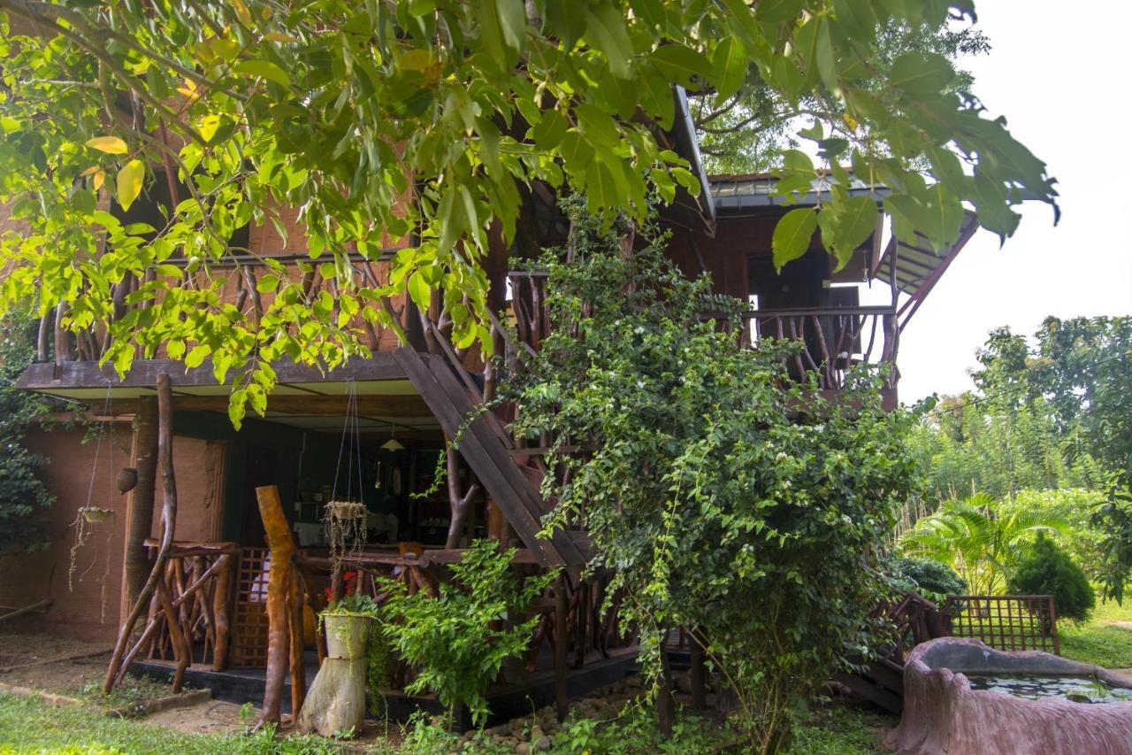 Anushka Nera Nature House Сигирия Стая снимка