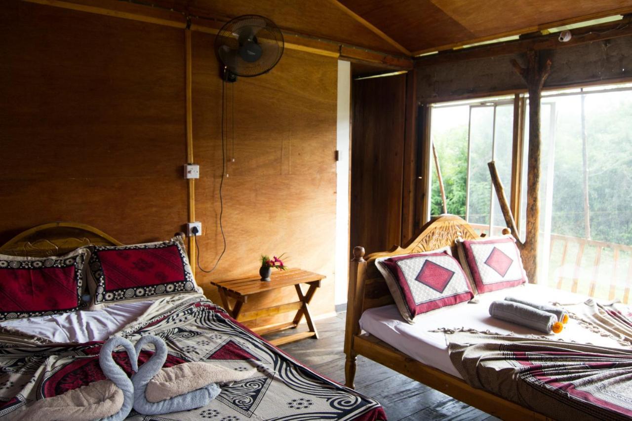 Anushka Nera Nature House Сигирия Стая снимка